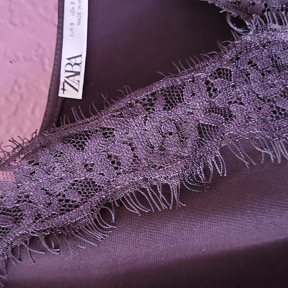 Zara Lace Bodysuit - Picture 5 of 10